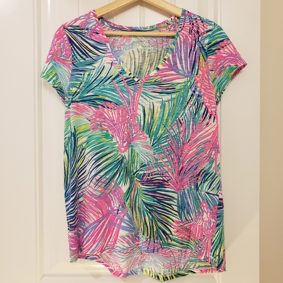 LILLY PULITZER V-neck Tee - Picture 1 of 3